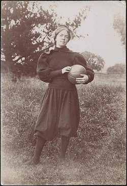 Agnes Morley Cleaveland