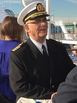 Gavin MacLeod