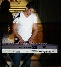 Steve Grand